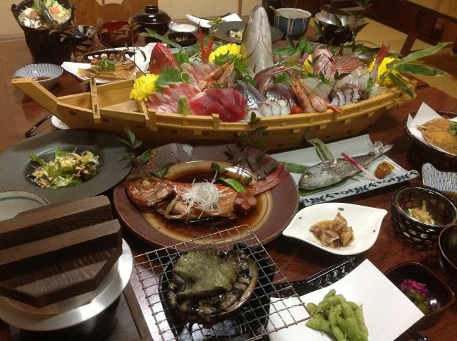 Kikka Ryokan Futtsu Екстер'єр фото